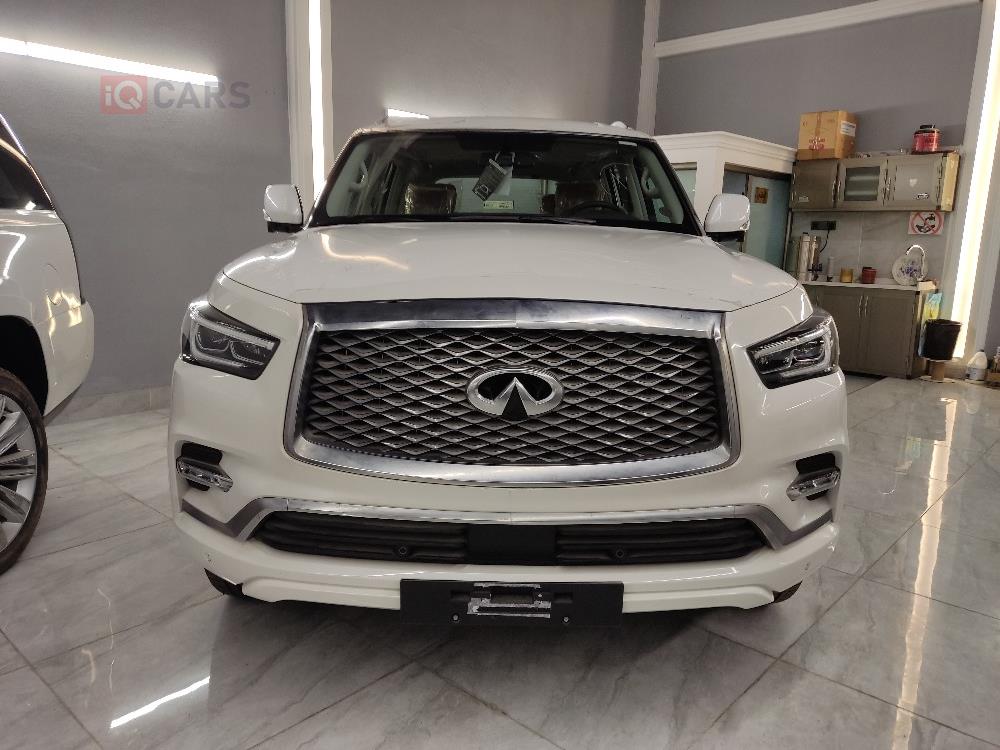 Infiniti QX80